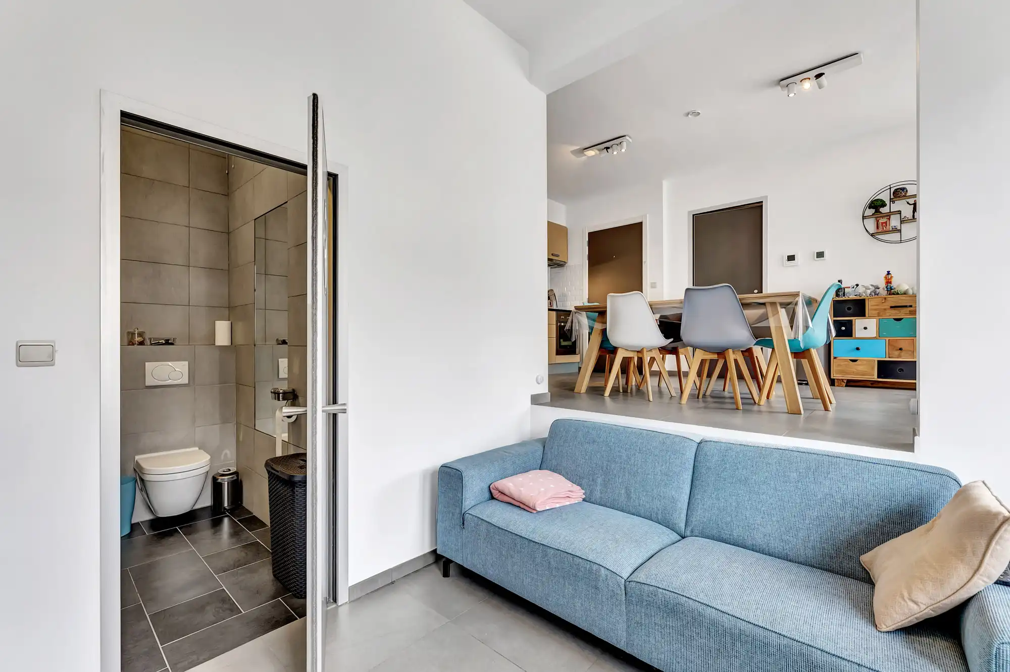 Instapklaar appartement op goede locatie foto 9