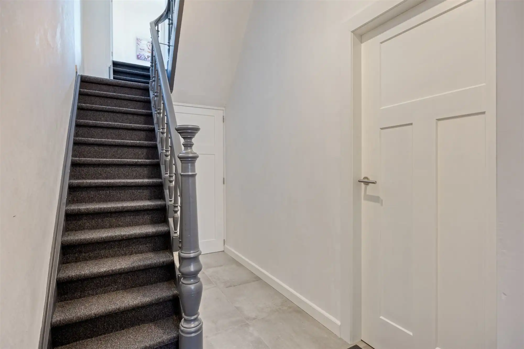 Volledig vernieuwde woning met 4 grote slaapkamers en tuin foto 4