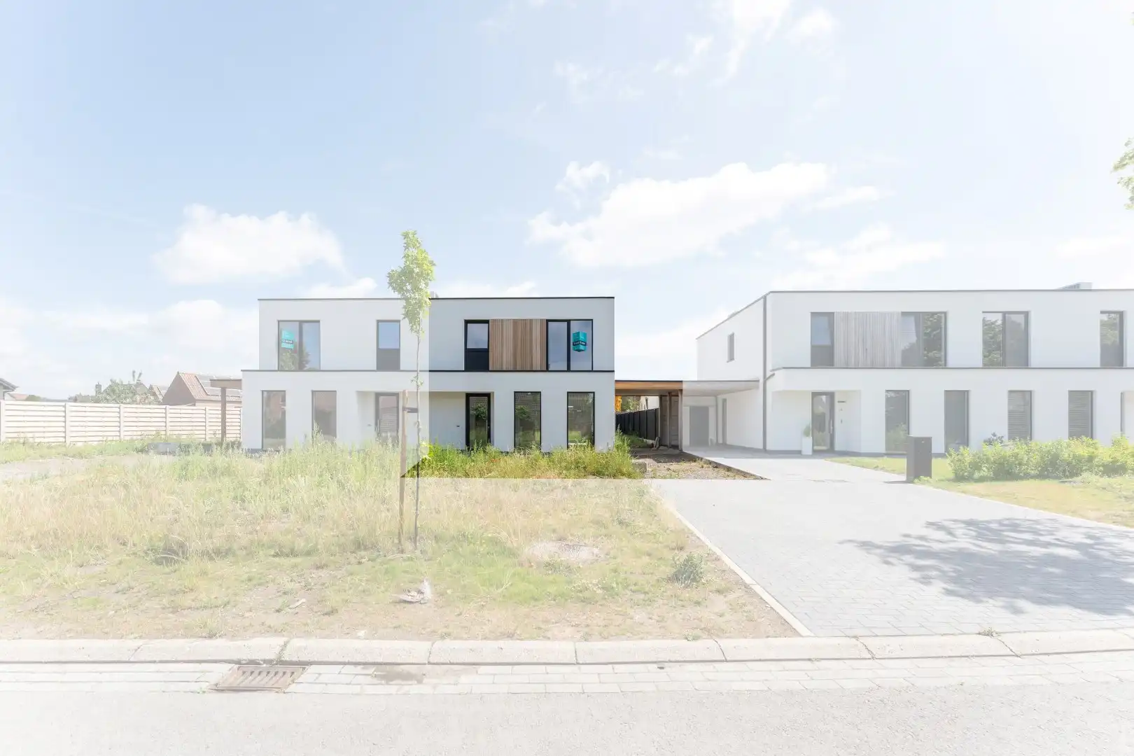 Halfopen nieuwbouwwoning met 3 slaapkamers te Koekelare  foto 2