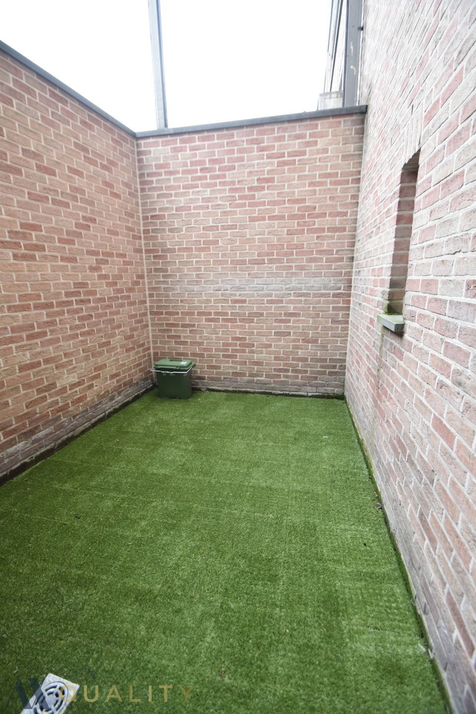 Nabij het station van D'monde gel., gelijkvl. 3 slpk-app. met 2 badk. en gar.  foto 9