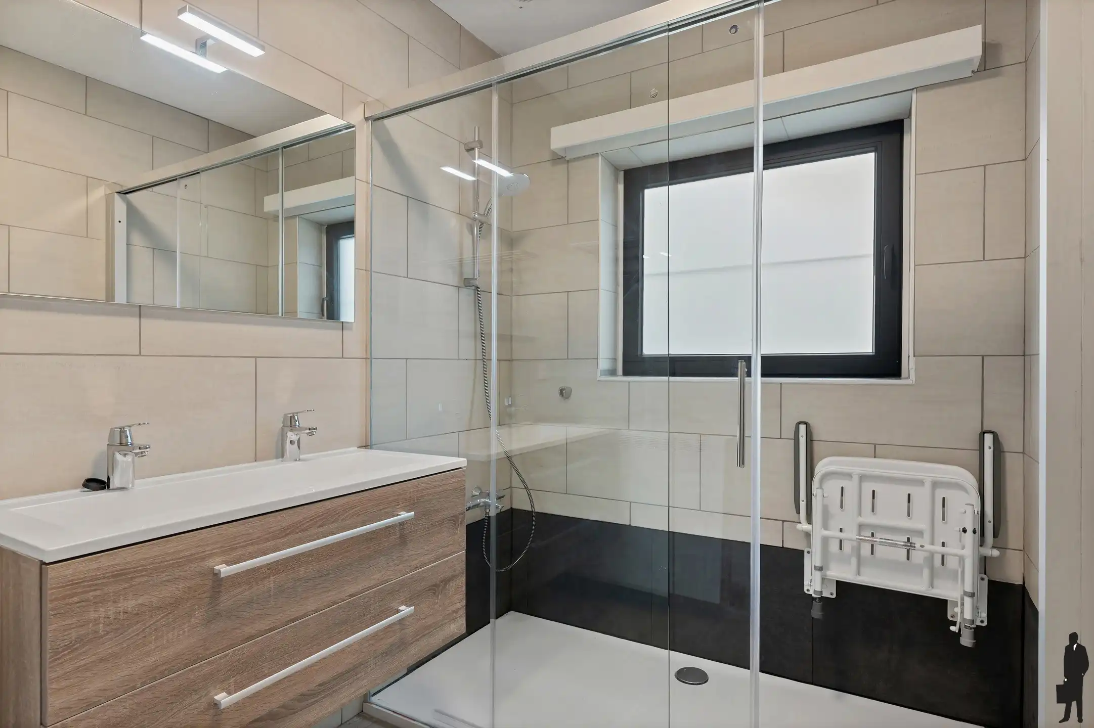 Instapklare villa met 3 ruime slaapkamers in een rustige, groene buurt, vlakbij het centrum van Heide te huren voor 1 jaar! foto 11