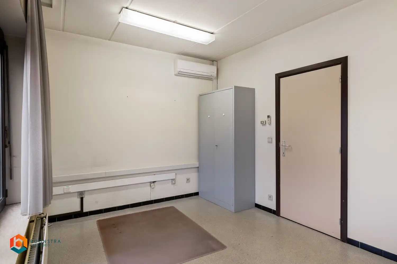 Veelzijdig handelspand met bouwgrond in centrum Rijmenam foto 13