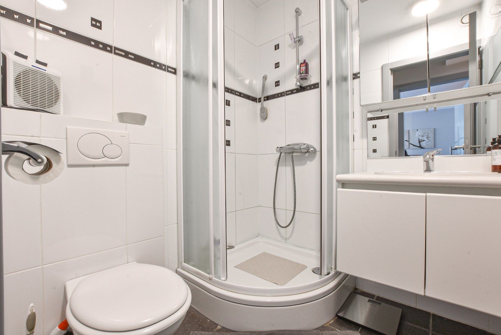 Gezellig gelijkvloers appartement mét privé staanplaats in Nieuwpoort foto 8