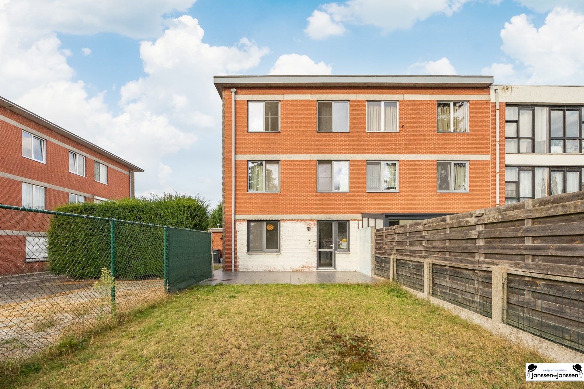 Charmant gelijkvloersappartement met tuintje en garage  foto 9