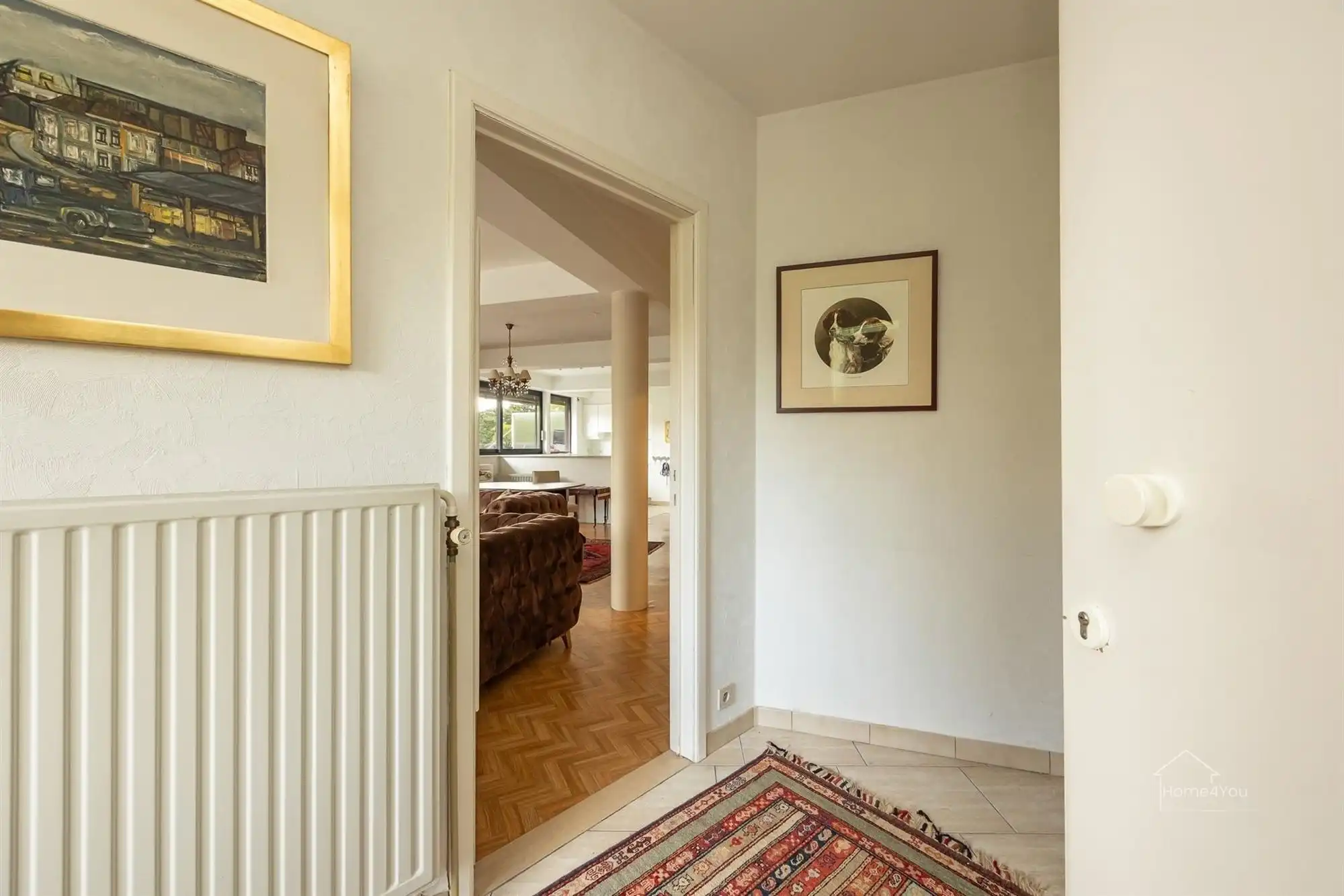 Lichtrijk hoekappartement met 2 slaapkamers en ruim terras foto 2