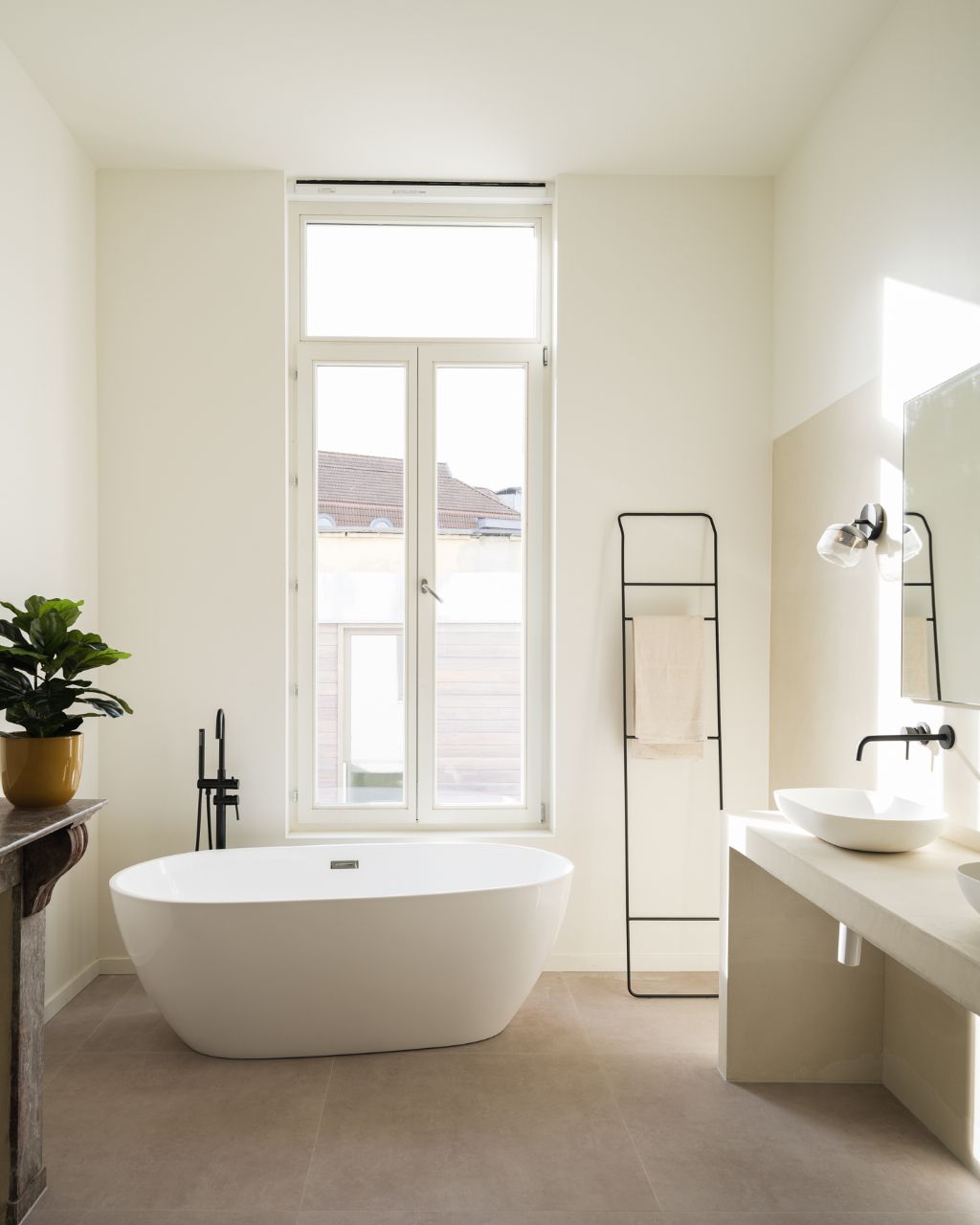 Luxueus appartement met groot volume en terras op toplocatie aan de Sint-Michielskerk foto 9