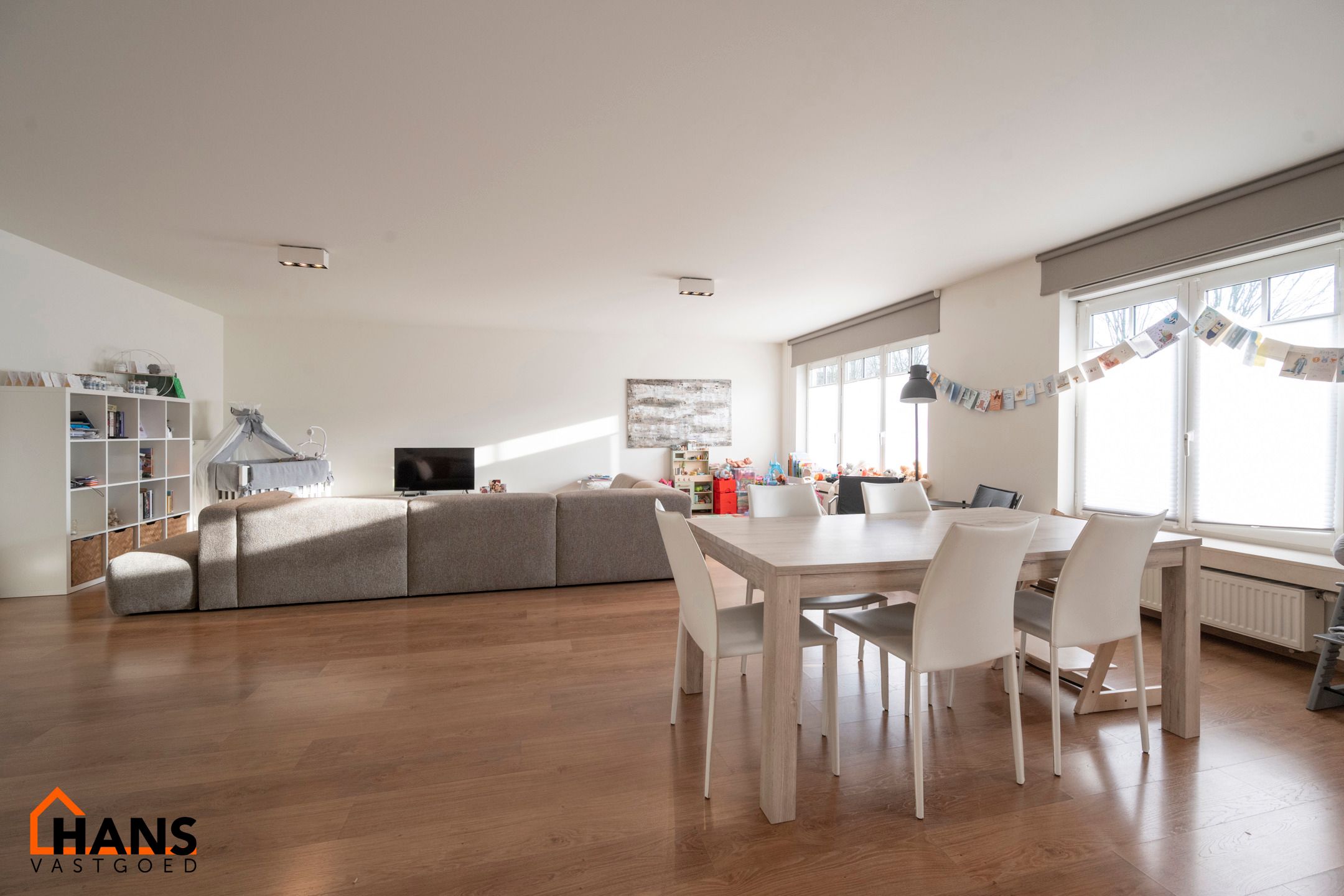 Ruim gelijkvloersappartement nabij het centrum van Brasschaat. foto 4