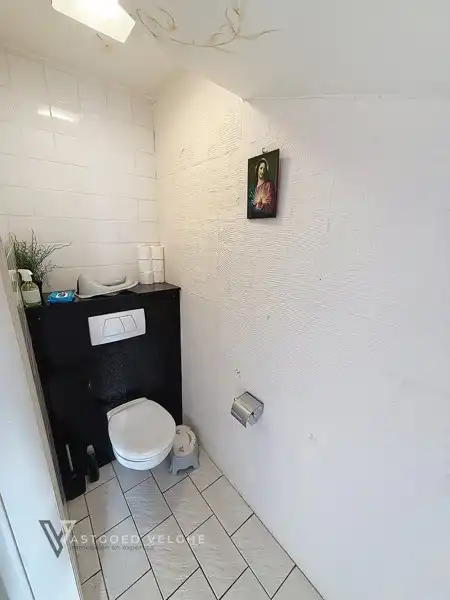 🌿 Goed onderhouden woning met 4 slaapkamers, grote garagebox/werkplaats & energiezuinige voorzieningen in Uikhoven foto 13