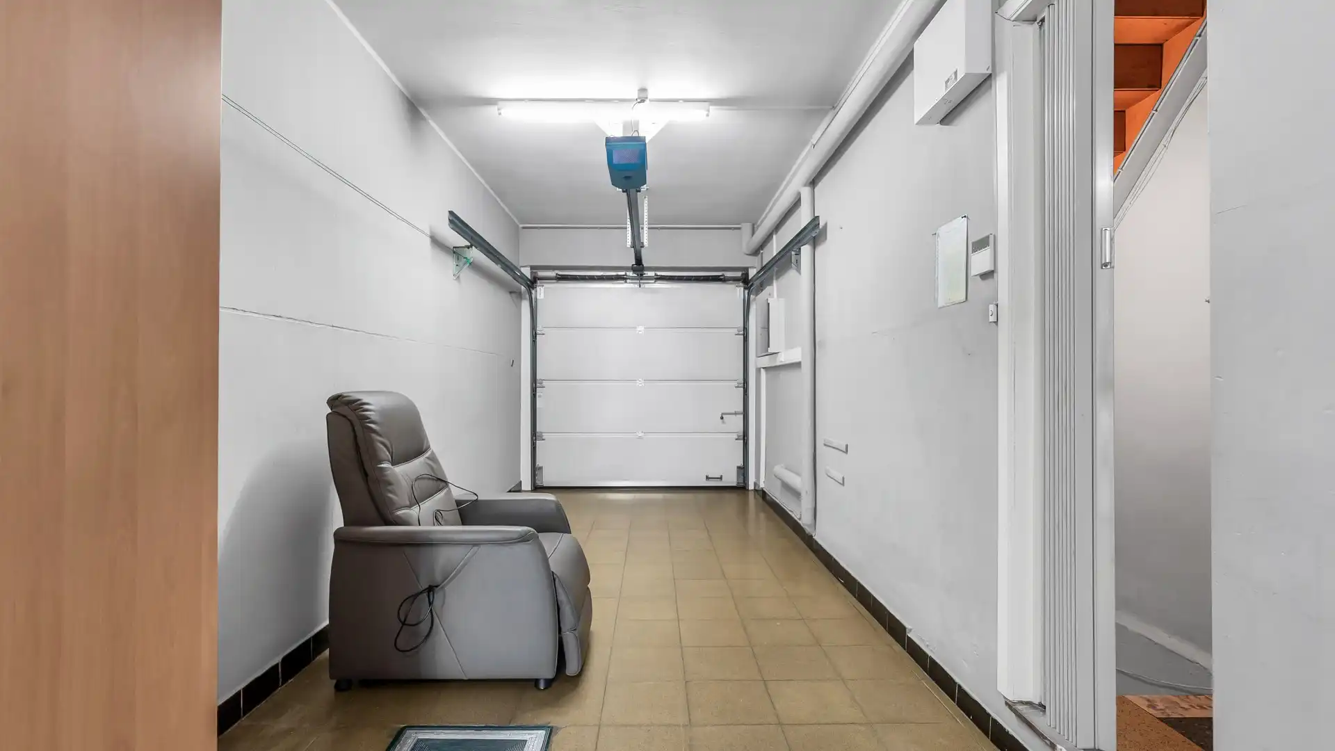 RUIME WONING MET KARAKTER EN TAL VAN MOGELIJKHEDEN, VLAKBIJ HET CENTRUM VAN LANAKEN EN MAASTRICHT foto 14