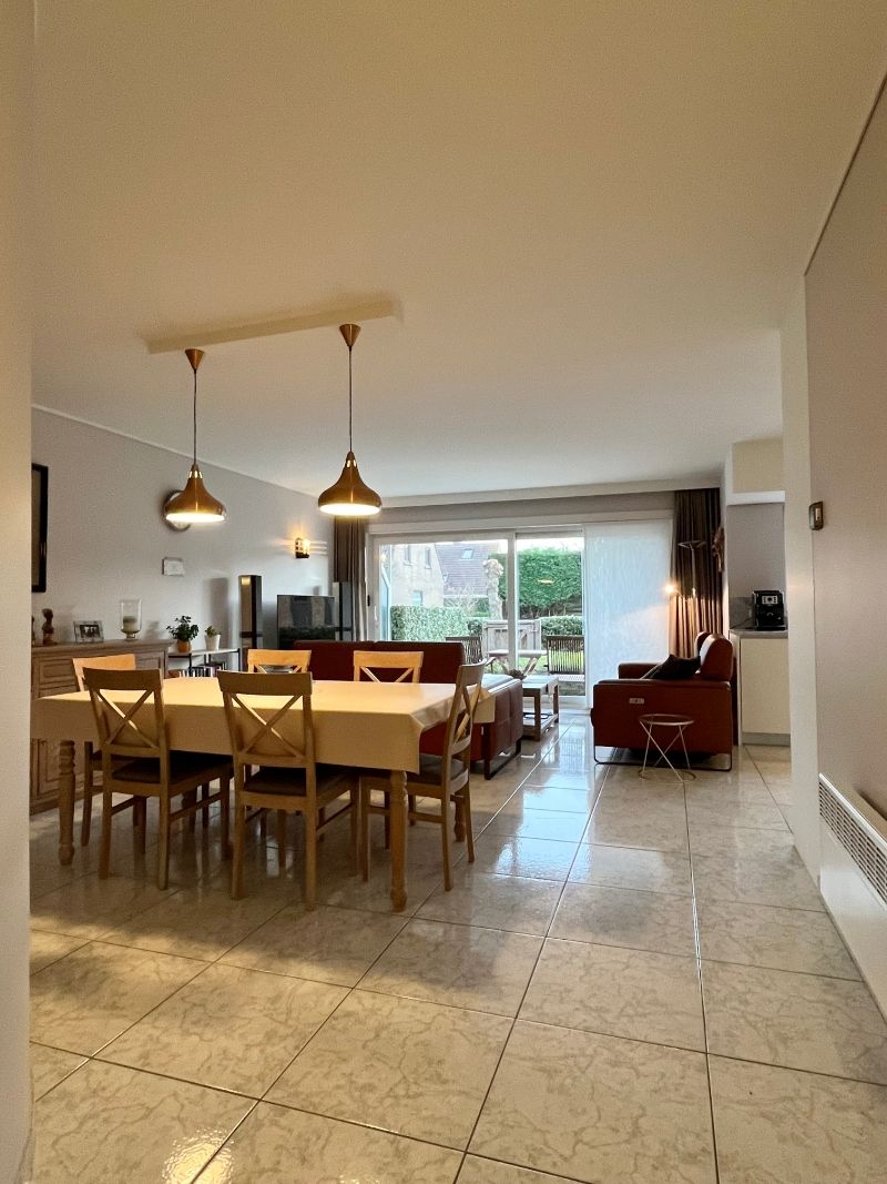 Gemeubeld villa-appartement met rustige ligging! foto 11