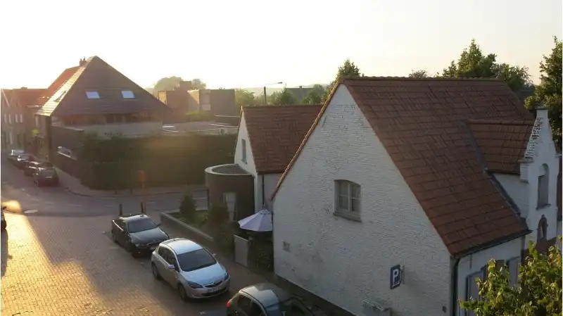 Comfortabel 2-slaapkamerappartement met Terras te huur in Oostkamp foto 11