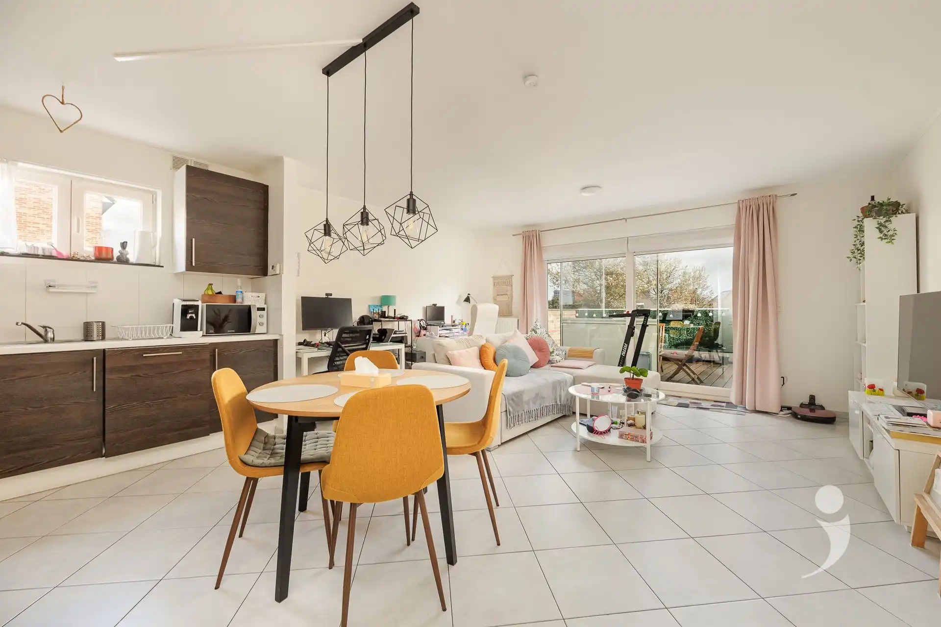 Instapklaar gelijkvloers appartement met ruim terras in Veltem-Beisem foto 3