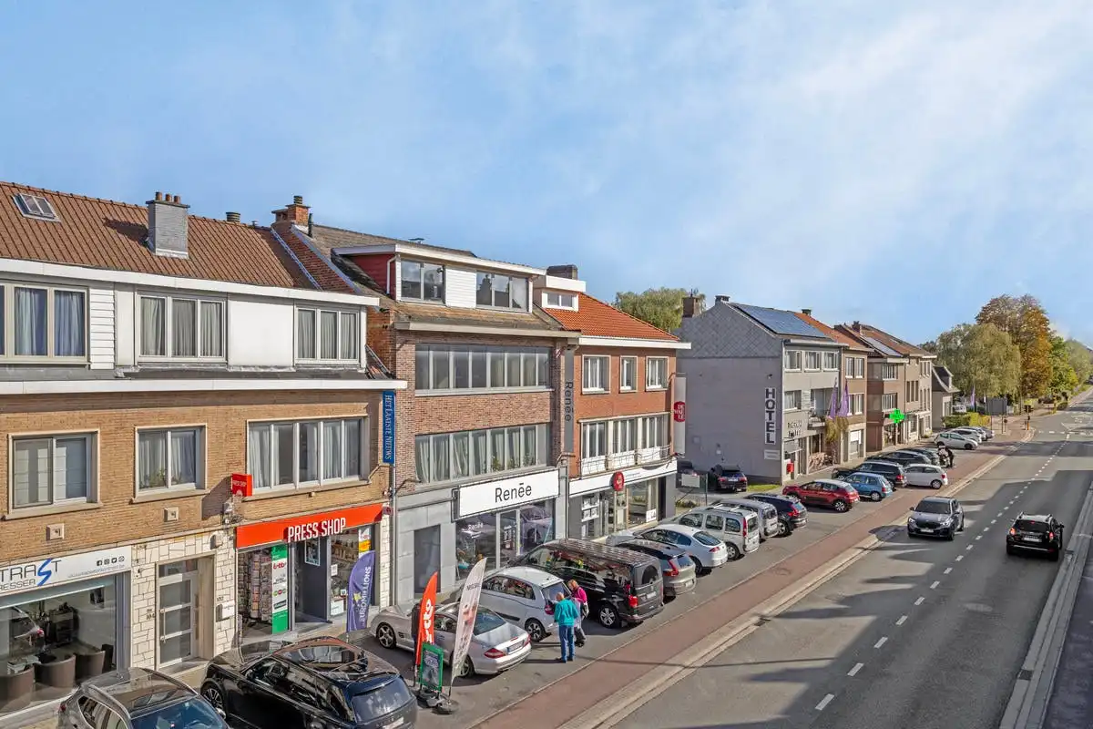 Opbrengstgebouw met commercieel gelijkvloers en twee appartementen te Grimbergen foto 3