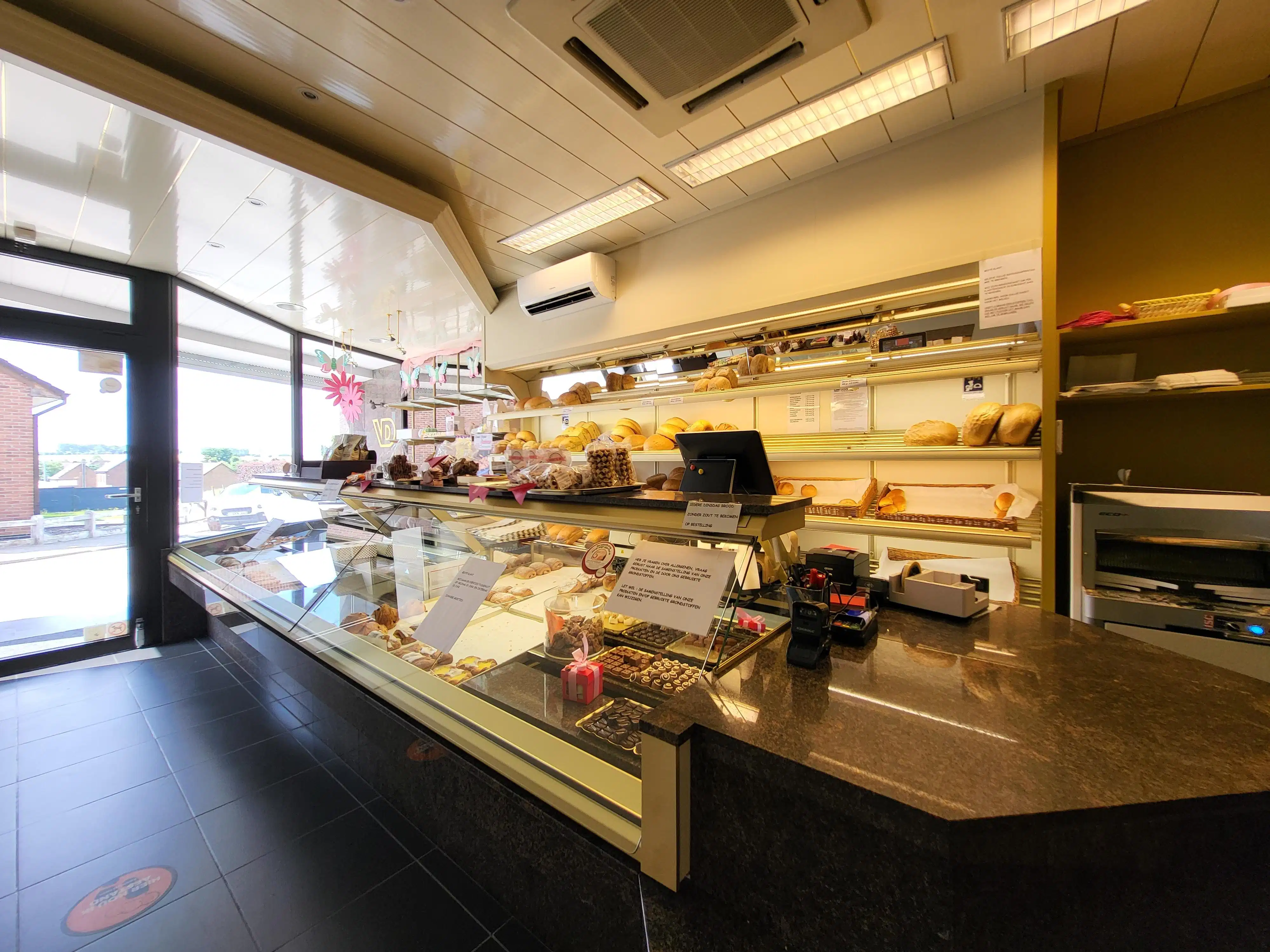 Handelspand met woongelegenheid en ruime tuin in het charmante Sint-Maria-Lierde foto 5