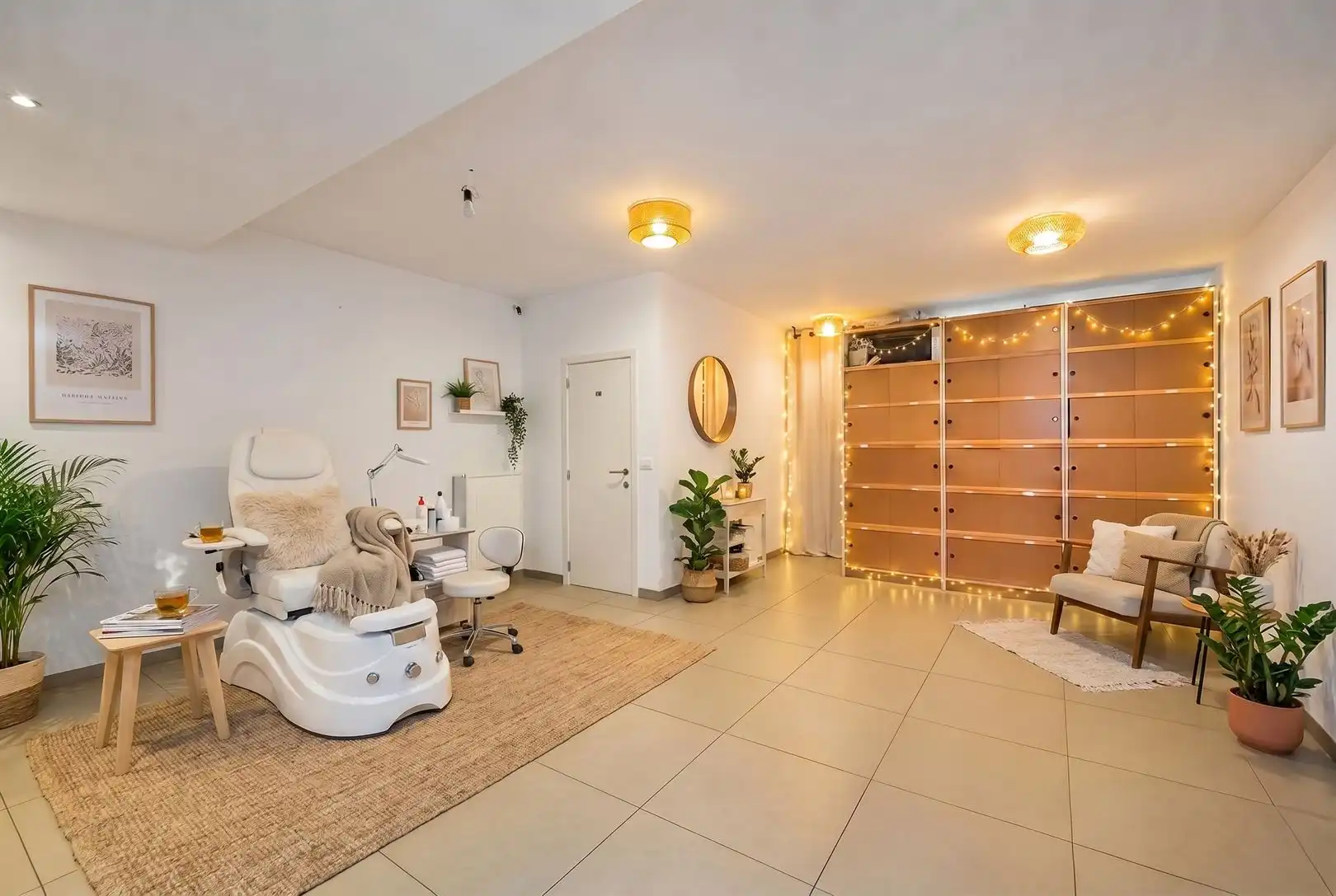 Recente & verrassende ruime woning met commercieel gelijkvloers foto 20