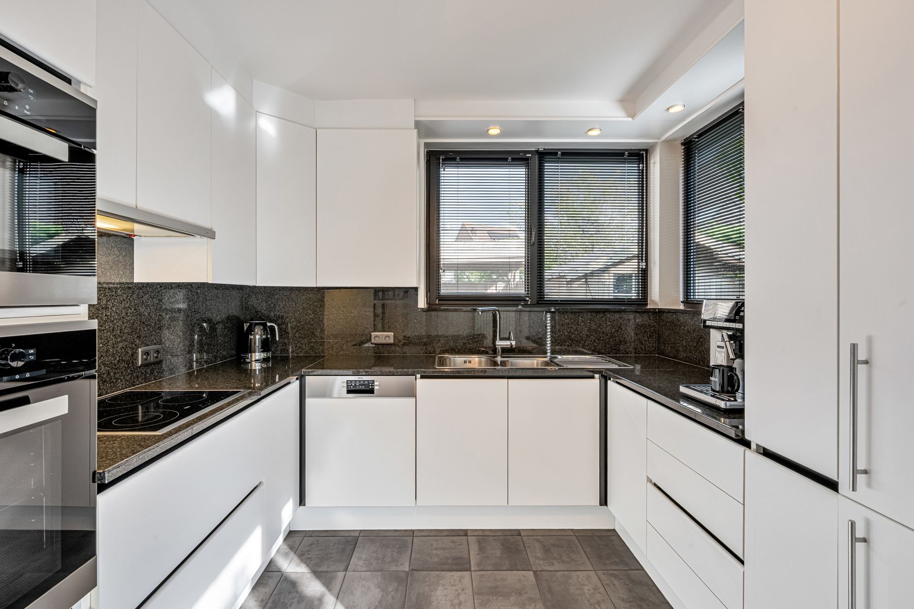 Waarschoot: villa met vijf kamers en zuidwest gerichte tuin foto 8