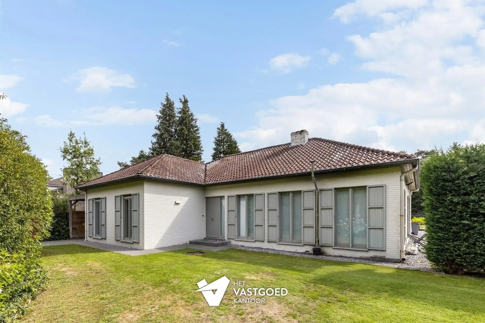 GELIJKVLOERSE VILLA MET ZWEMBAD, POOLHOUSE EN ENERGIEZUINIG WOONCOMFORT IN MOL foto 27