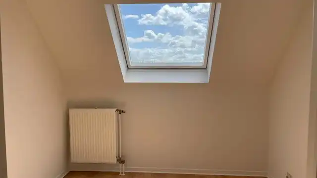 Ruim gerenoveerd appartement met 3 slaapkamers in half open bebouwing te Lier, duplex, 140m², 1 badkamer, gerenoveerd in 2026 foto 11