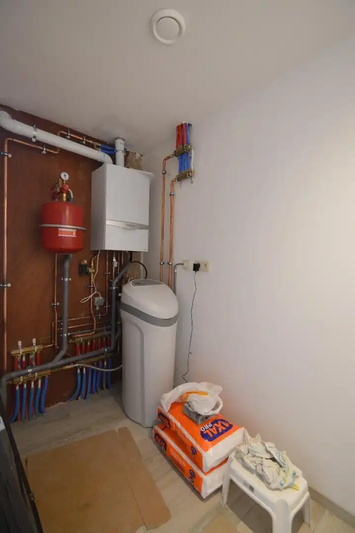 Uniek en luxueus duplex appartement (169 m²) met dakterras in de prachtig gerestaureerde historische "Hof de Mean" foto 27