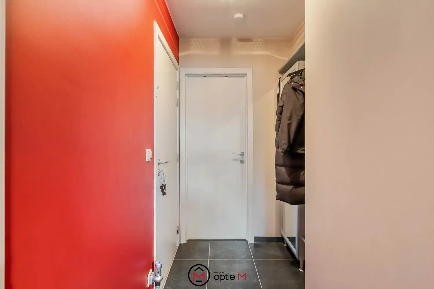 Instapklaar, rustig gelegen appartement te koop in Hasselt foto 19