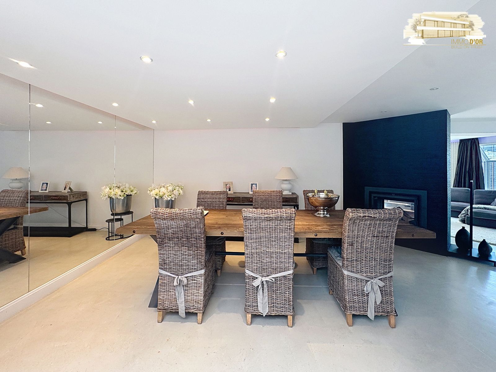 Stijlvolle duplex met 3 slaapkamers & zonovergoten terras foto 2