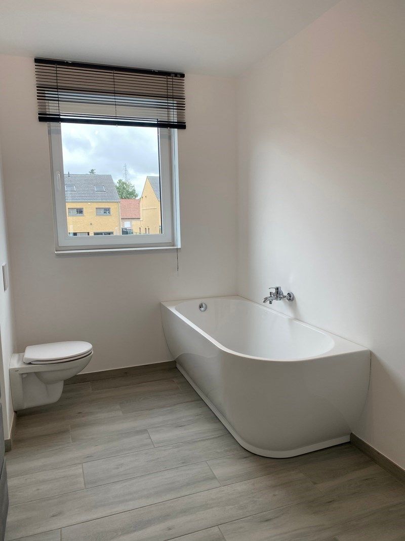 Moderne nieuwbouwwoning  net buiten het centrum van Zolder foto 13