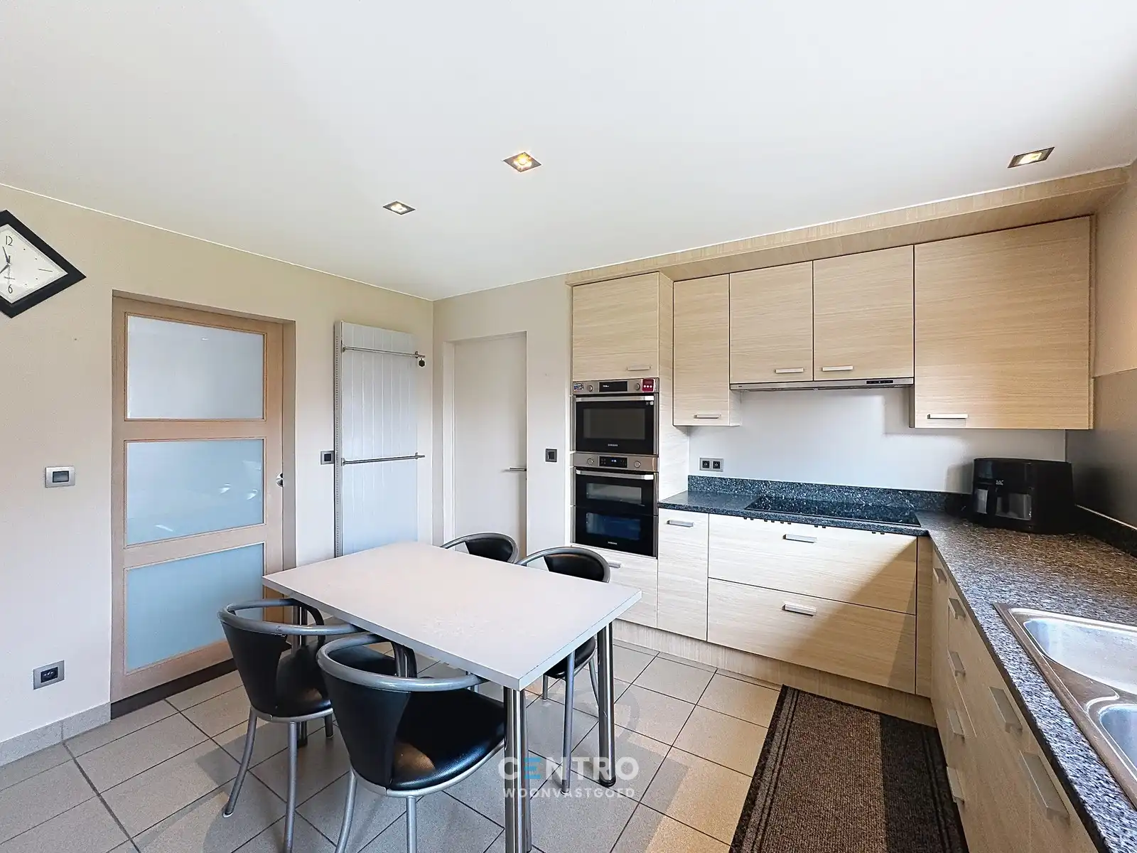 INSTAPKLARE villa te Sijsele (Damme) met alle COMFORT! foto 9