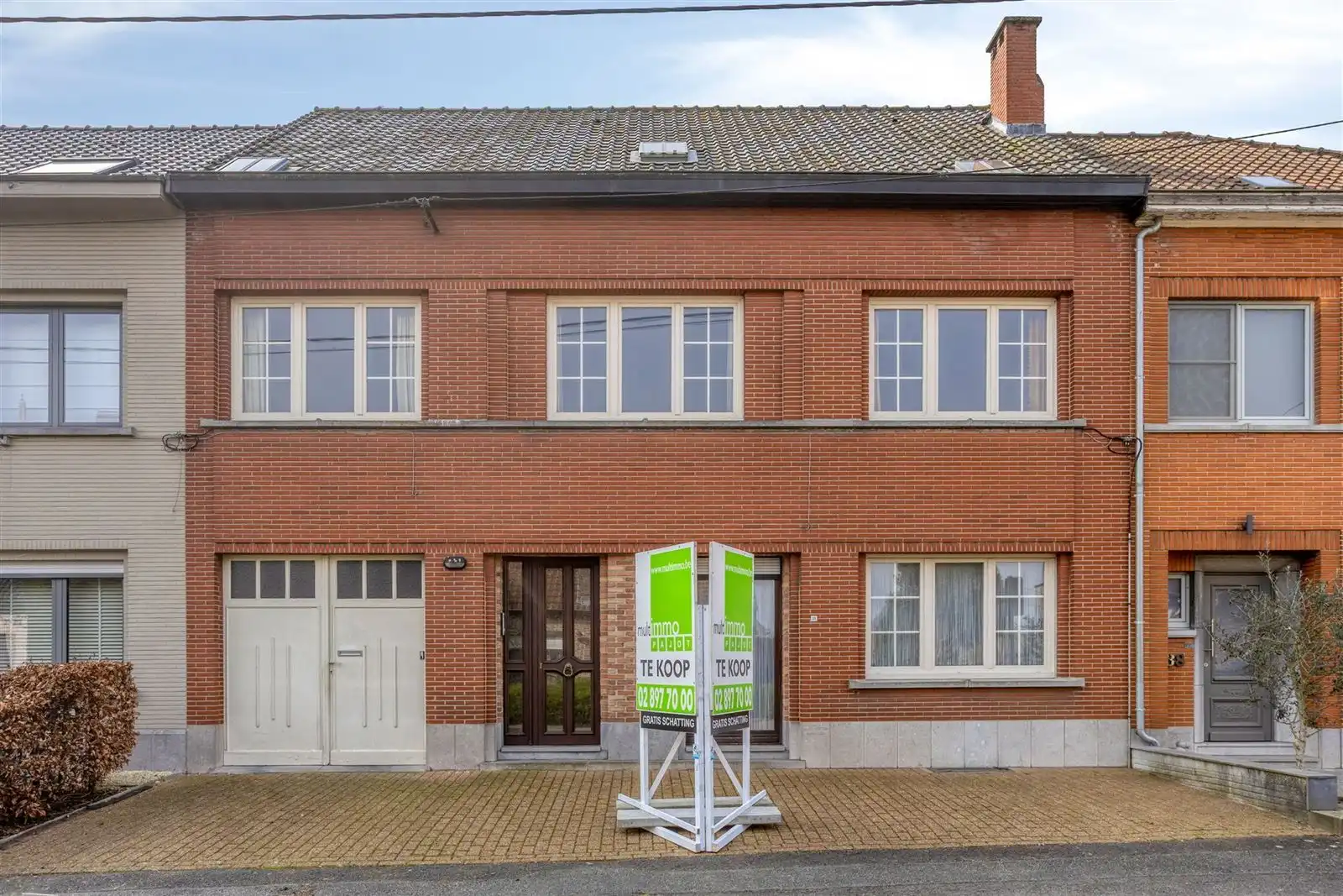 Hoofdfoto van de publicatie: Karaktervolle woning met veel ruimte en potentieel 