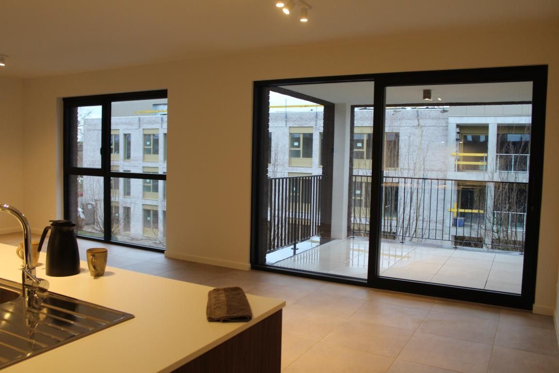 2-slaapkamerappartement met terras foto 6