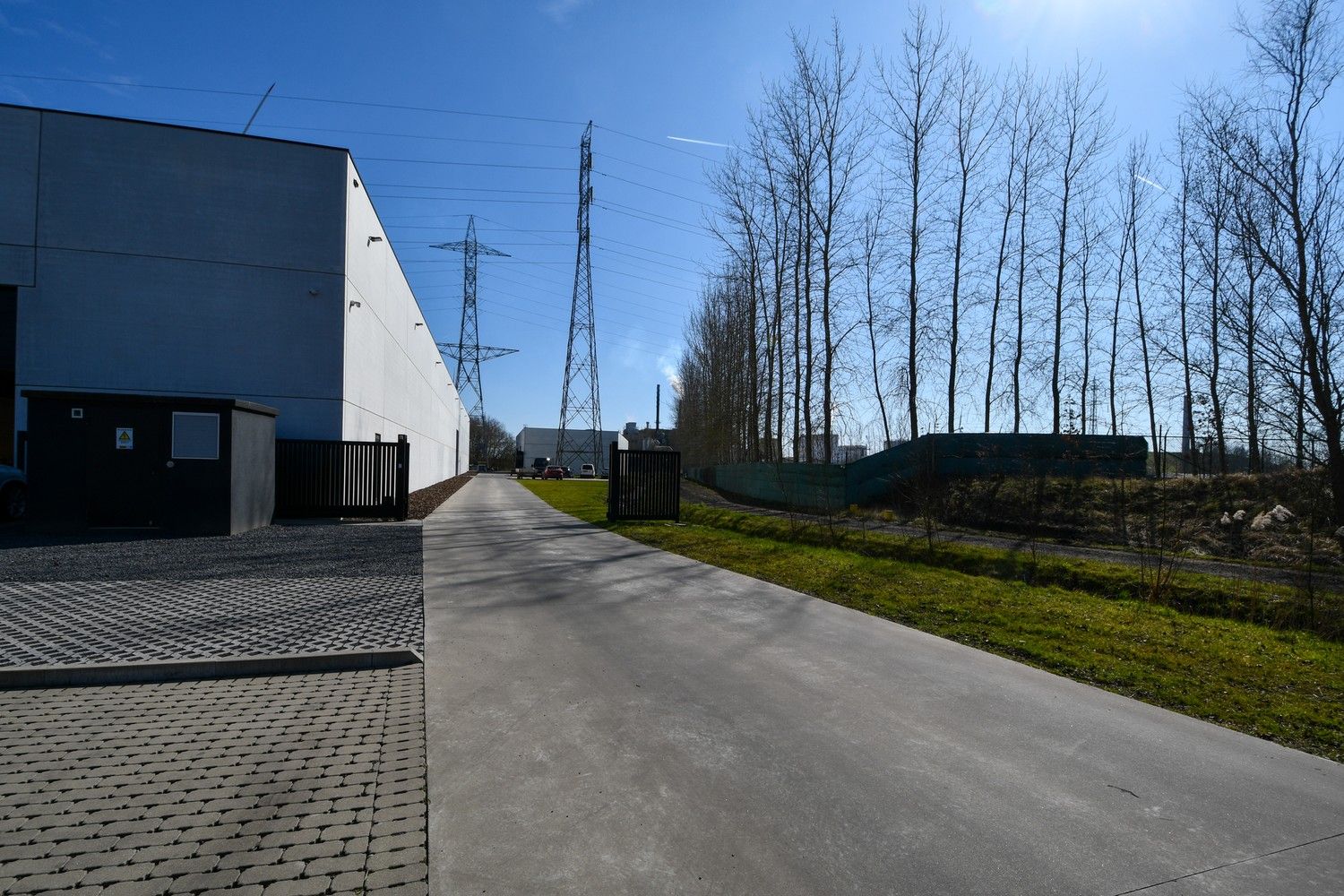 Ruime loods van 570m² in de Grote Nest! foto 6