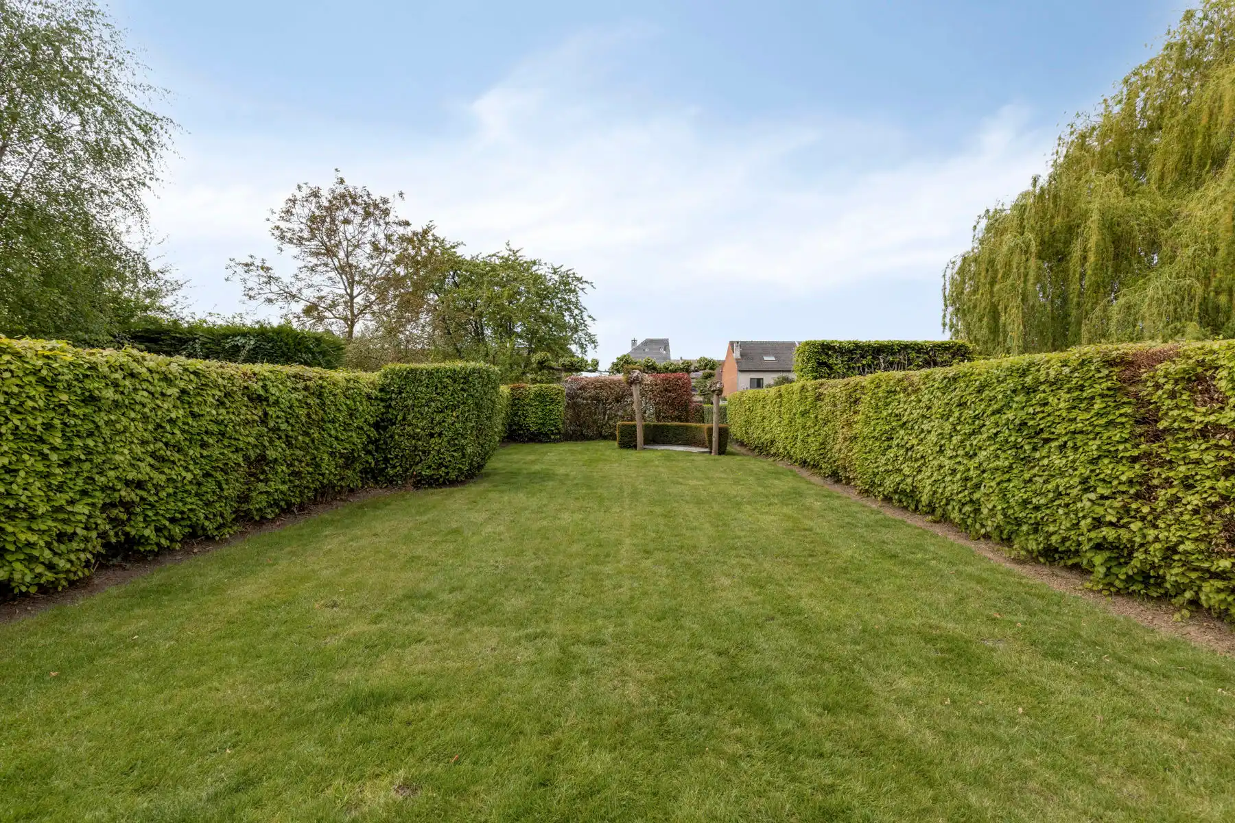 HOB met 3 slaapkamers, tuin en garage! foto 26