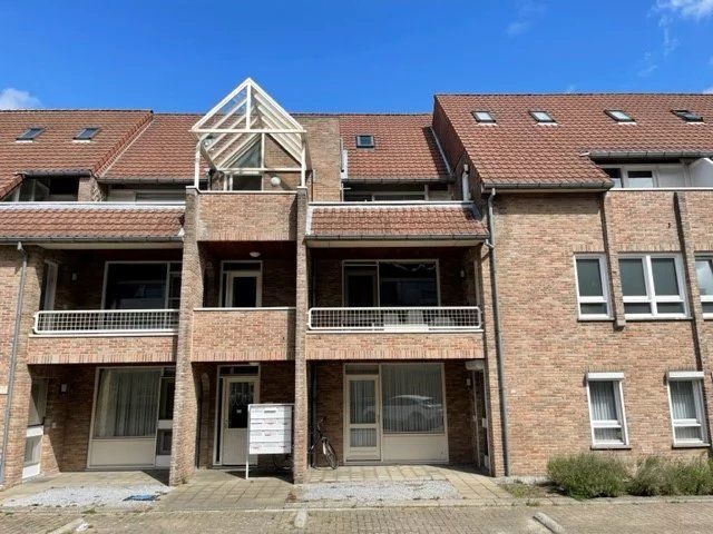 Duplex appartement met 1 slaapkamer, terras en garage. foto {{pictureIndex}}