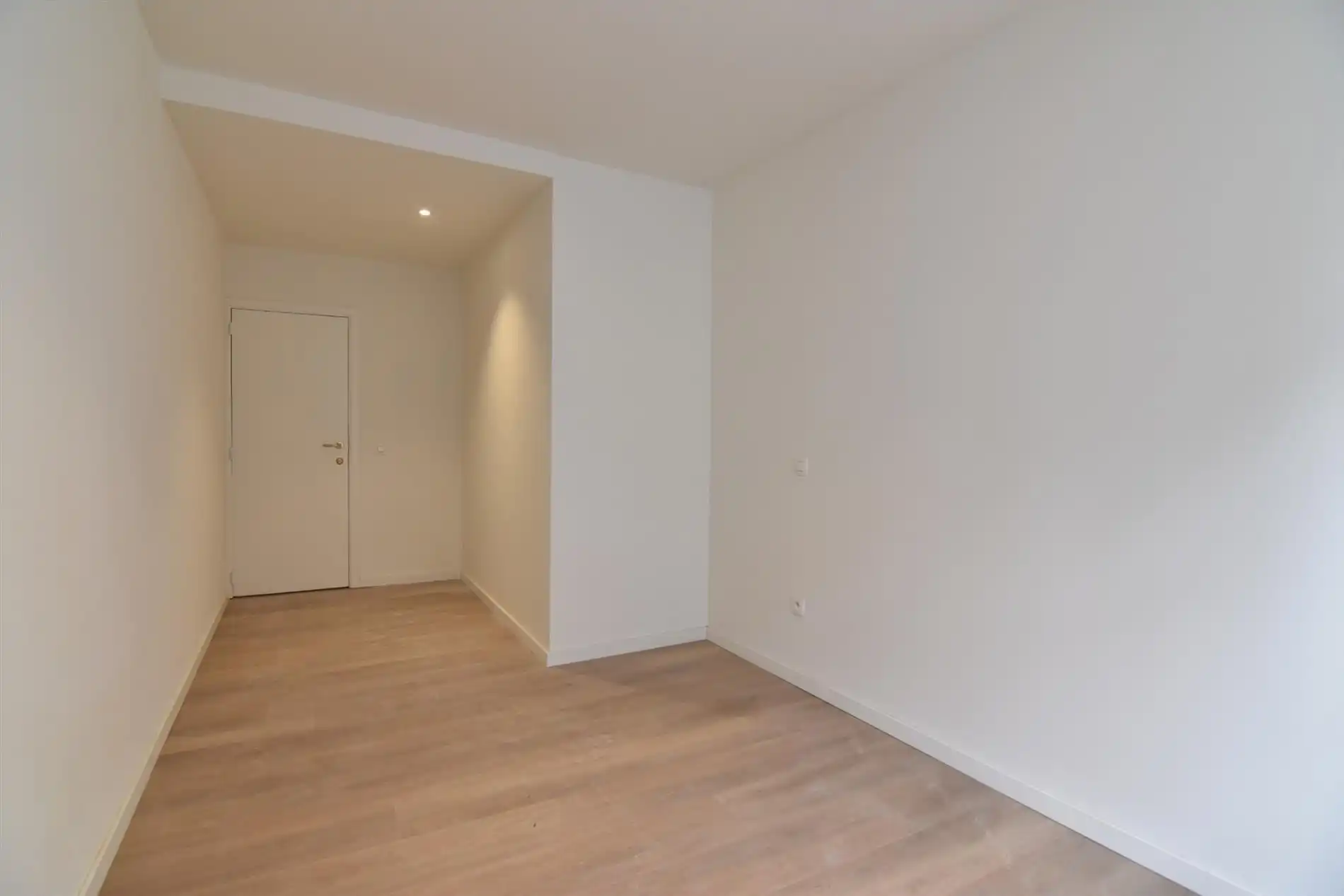 Gelijkvloersappartement met ruime tuin foto 7