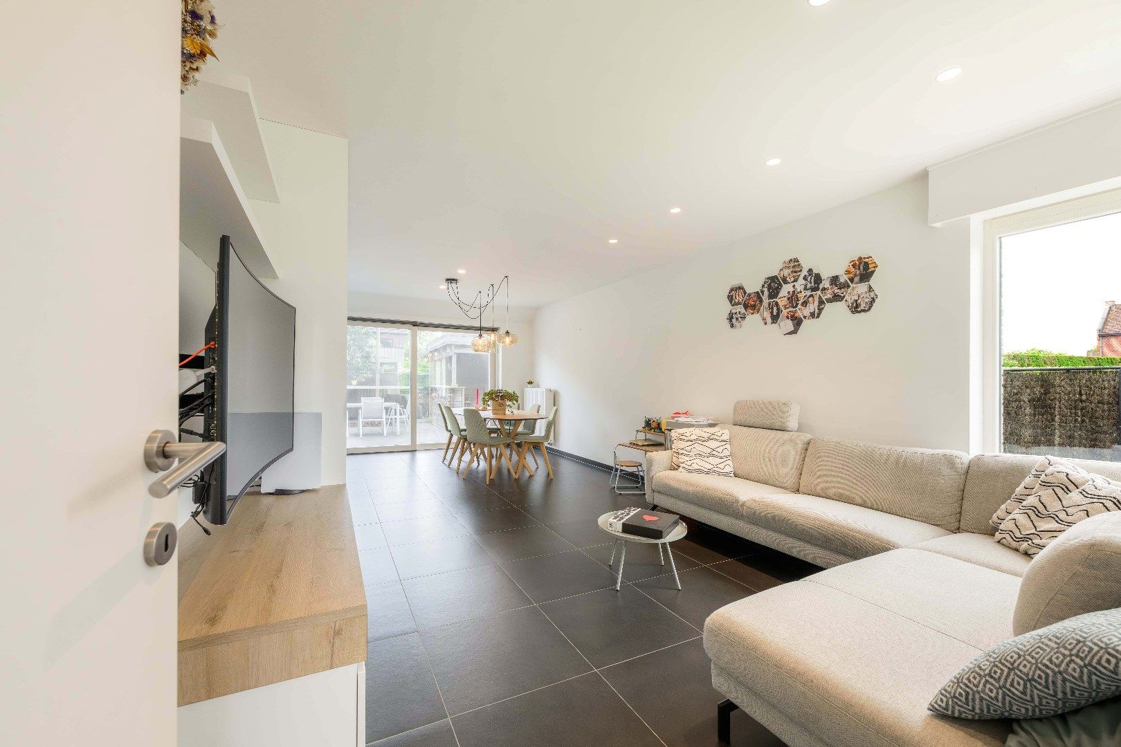 ENERGIEZUINIGE WONING (BJ 2014) IN RUSTIGE WOONWIJK | TOPPER!!! foto 5