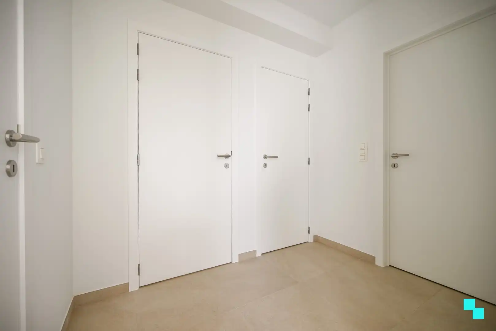 Energiezuinig penthouse met zonneterras te Izegem foto 17