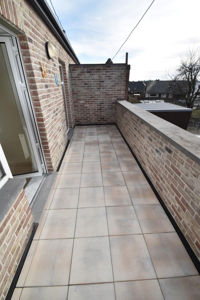 Vernieuwd gelijkvloers appartement met 2 slaapkamers foto 17