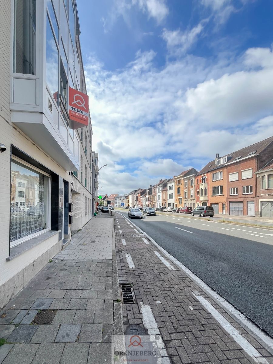 Laatste appartement op het gelijkvloers met koertje (18 m²) te Rooigemlaan ! foto 24