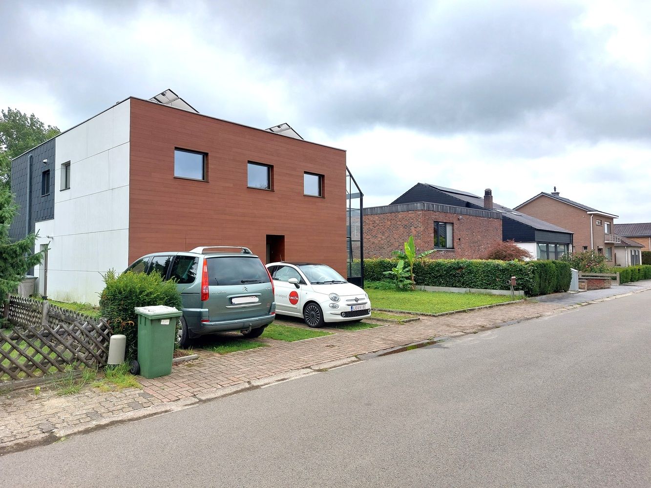 Ruime woning in Leuvense stadsrand // 5 slaapkamers // 2 badkamers //groene tuin // parking foto 3