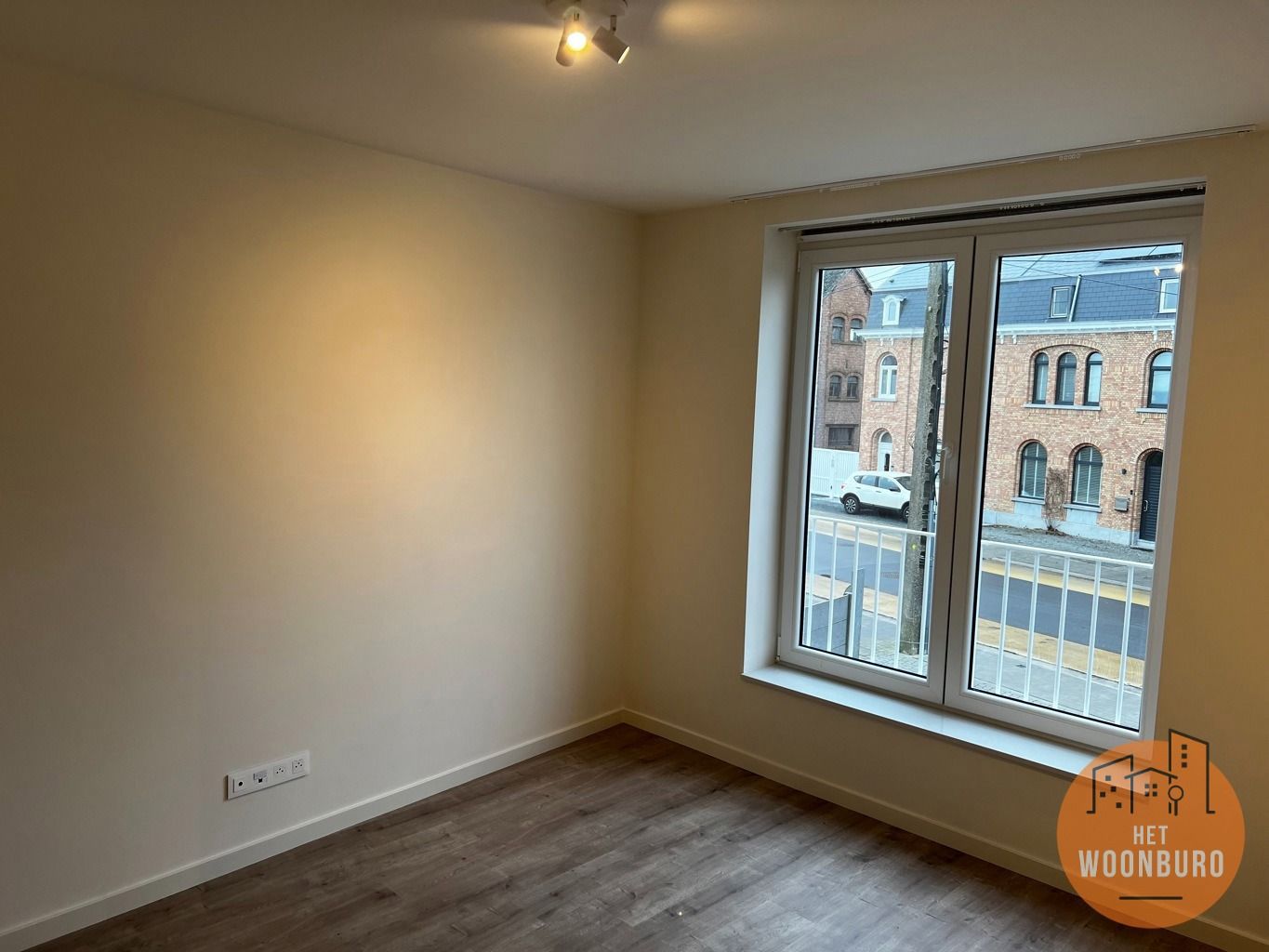 Nieuwbouw duplex met vrij beroepersruimte en 2 staanplaatsen foto 11