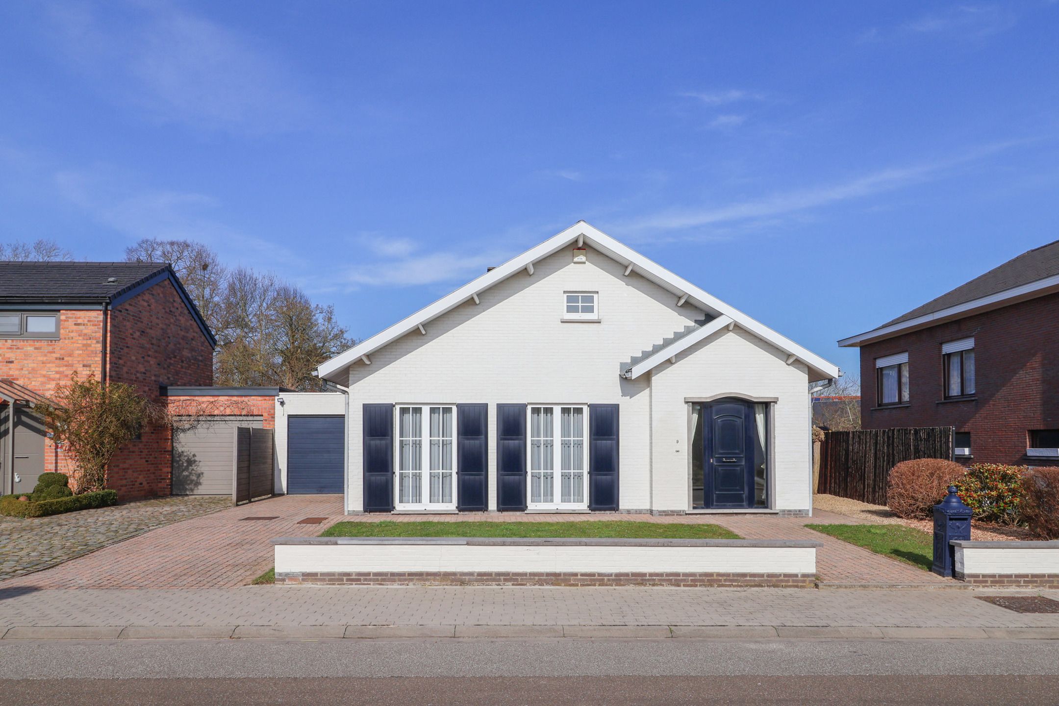 Uitstekend gelegen bungalow foto 25