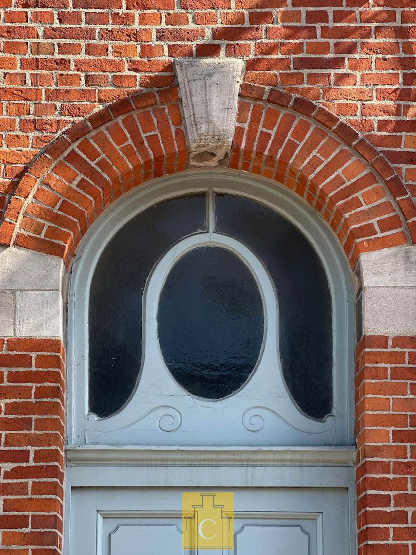 vergunde meergezinswoning nabij de Ezelpoort foto 2