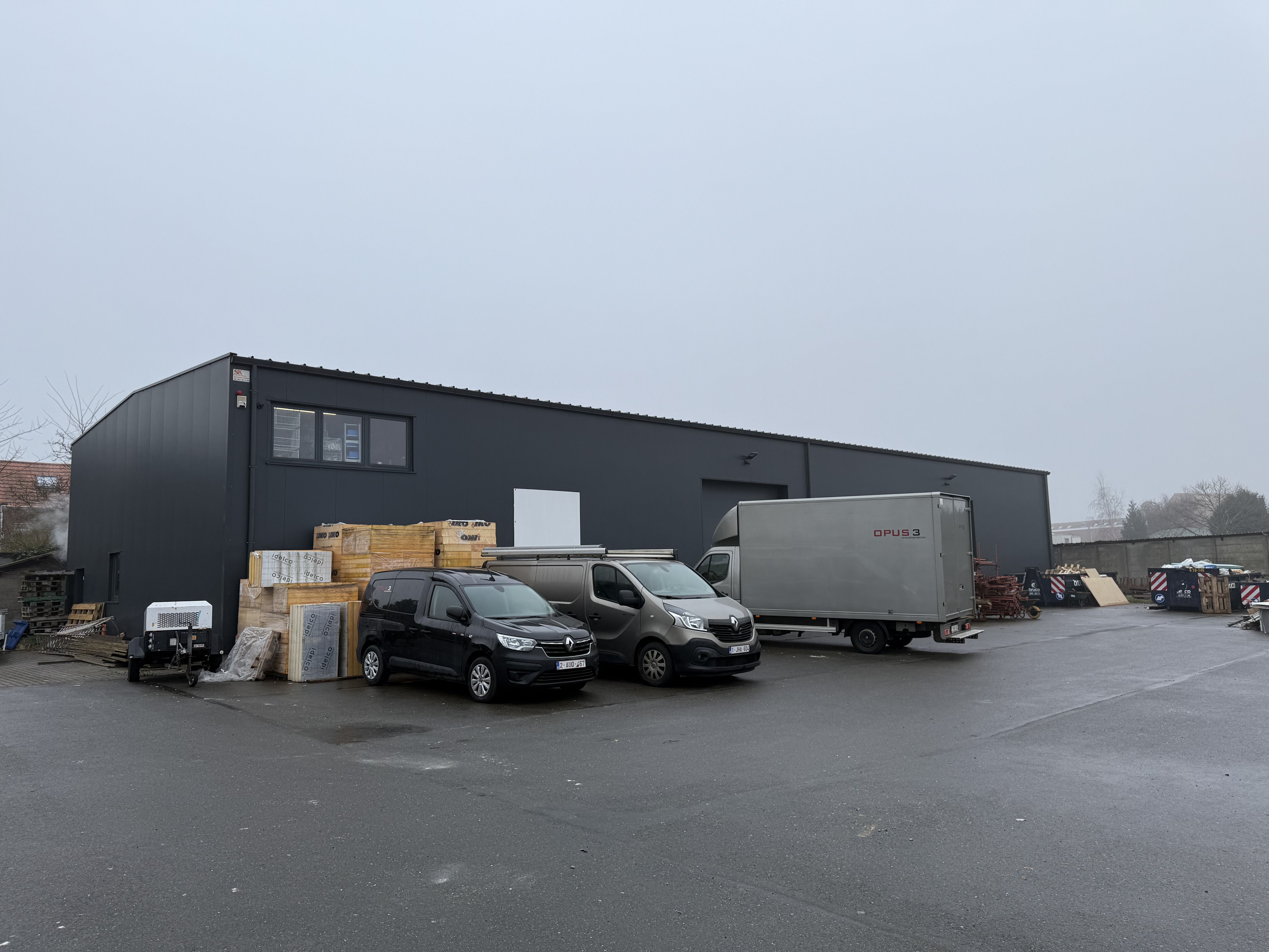 Magazijnen, garageboxen en kantoren te koop in binnengebied Ekeren foto 2