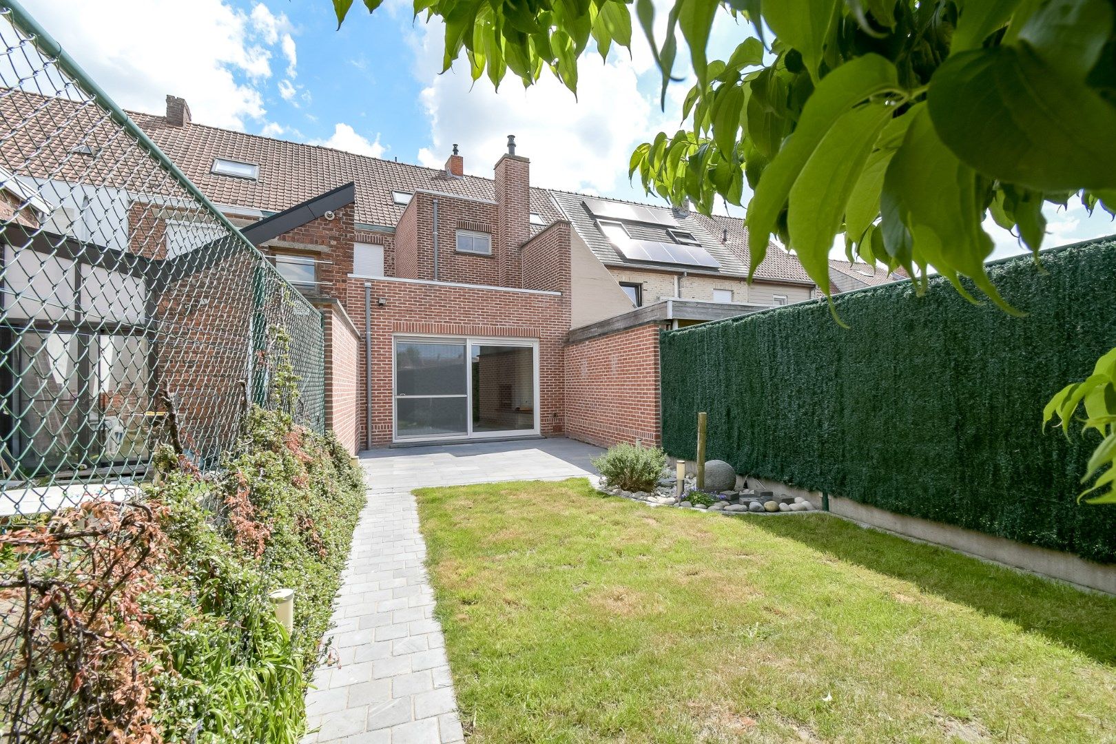 Instapklare woning op een rustige ligging! foto 16