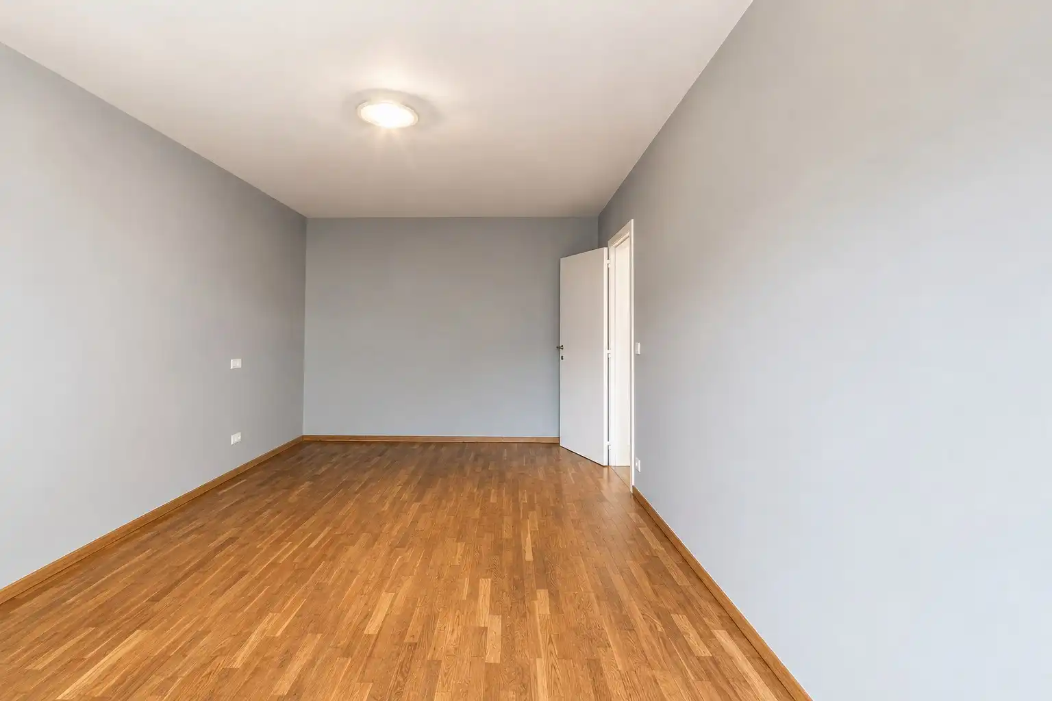 Te koop: Ruime gezinswoning (halfopen bebouwing) met dubbele garage – Willem Tellstraat 47, Uitkerke foto 14