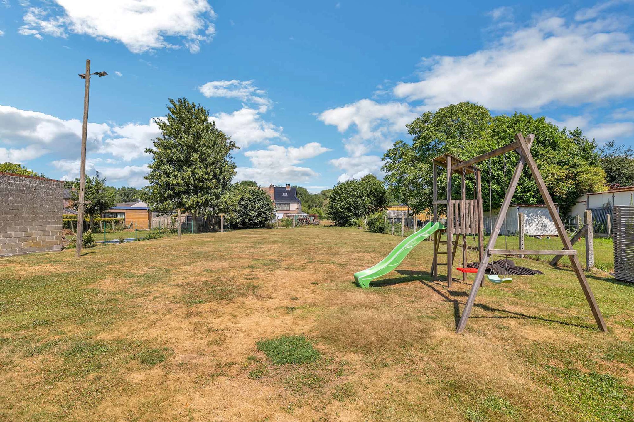 Woonhuis met 5 slaapkamers foto 25