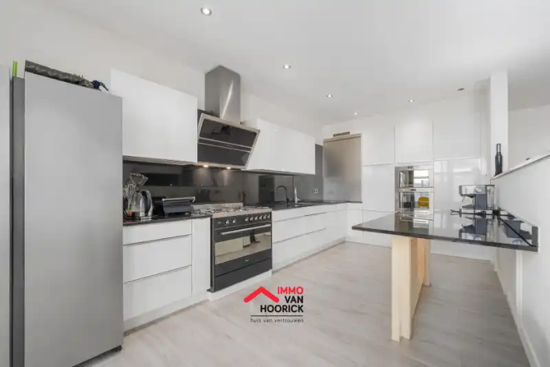 Ruime instapklare woning - 6 slpkmrs - EPC 87 kWh/m² A foto 6