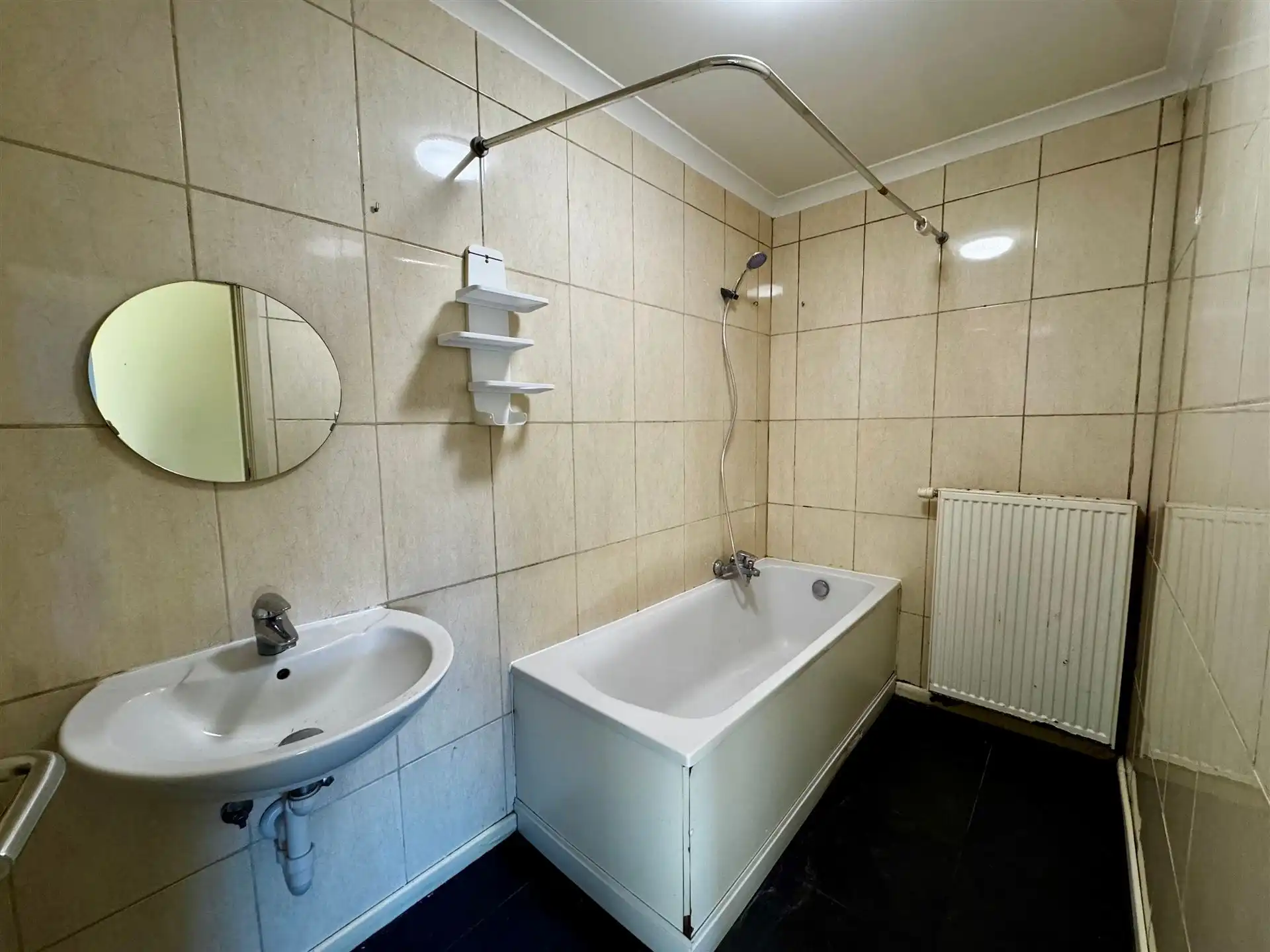 Opbrengsteigendom: handelspand met 2 appartementen  foto 25