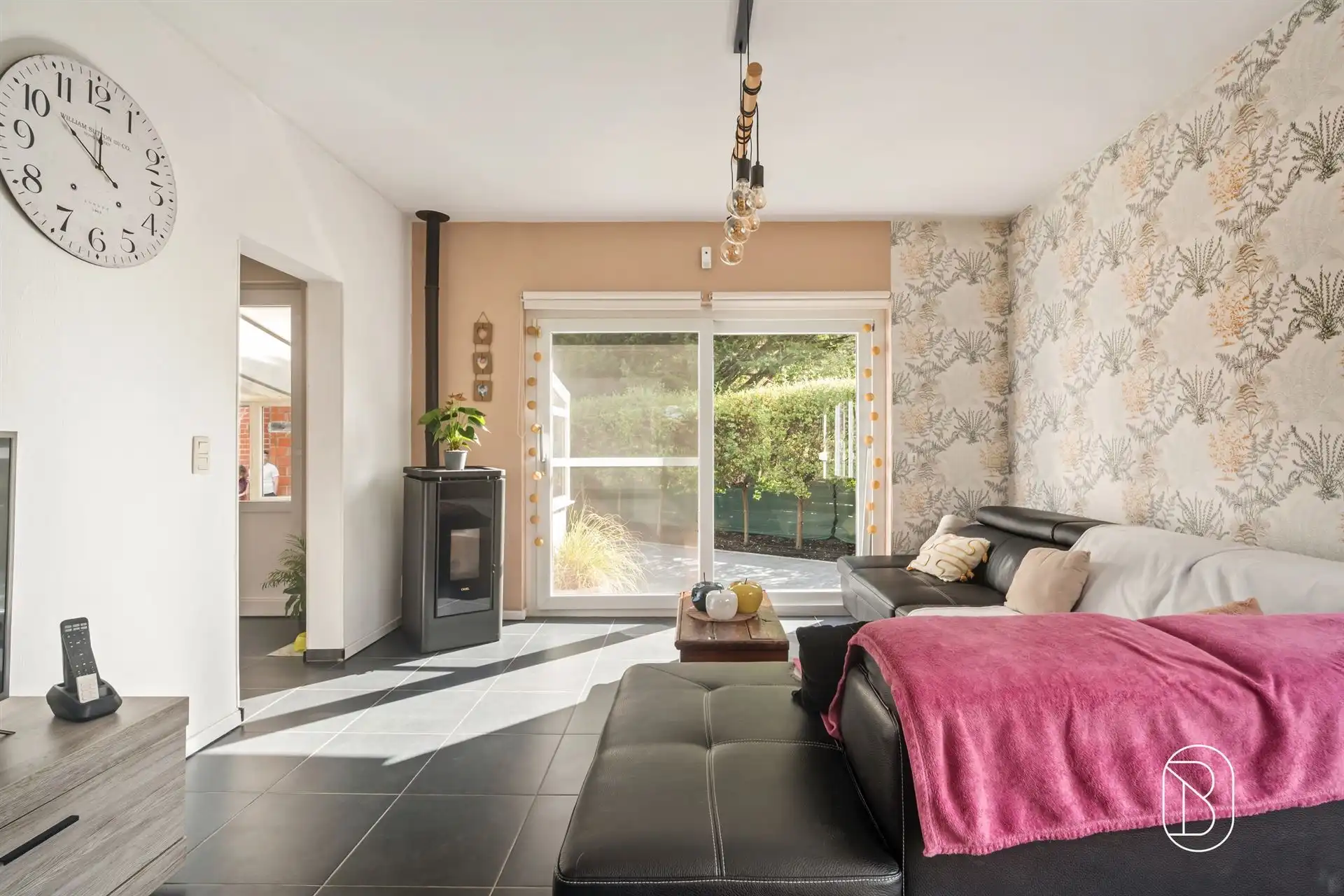 Volledig gerenoveerde woning op 1.800 m² in Warchin foto 9