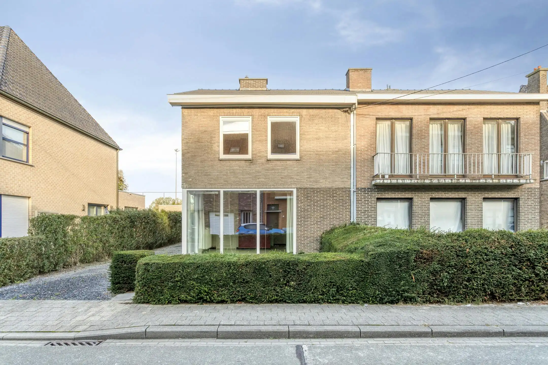  Halfopen gezinswoning te koop in Bissegem! foto 19