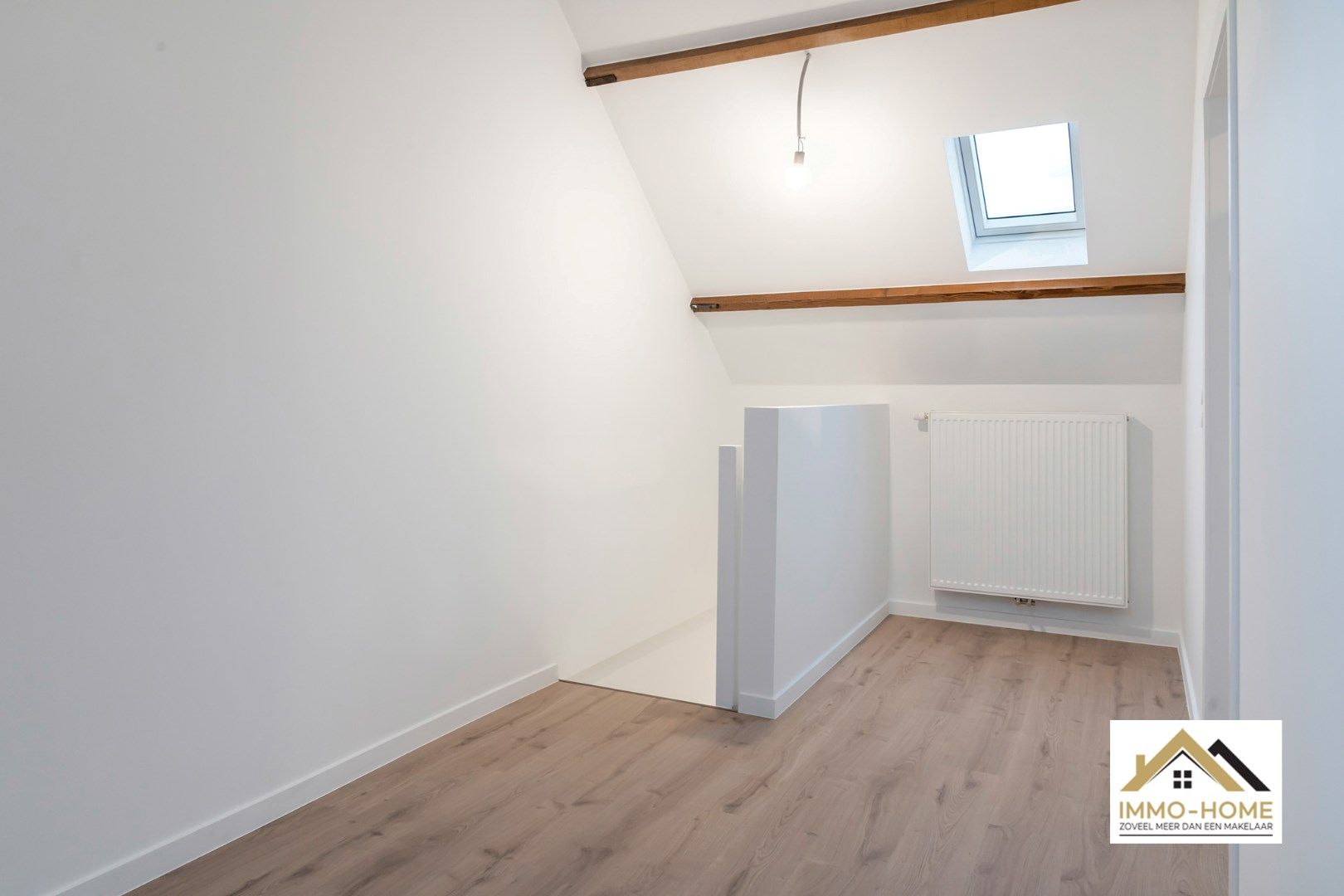 Zeer ruime woning met prachtig open zicht op agrarisch gebied foto 16